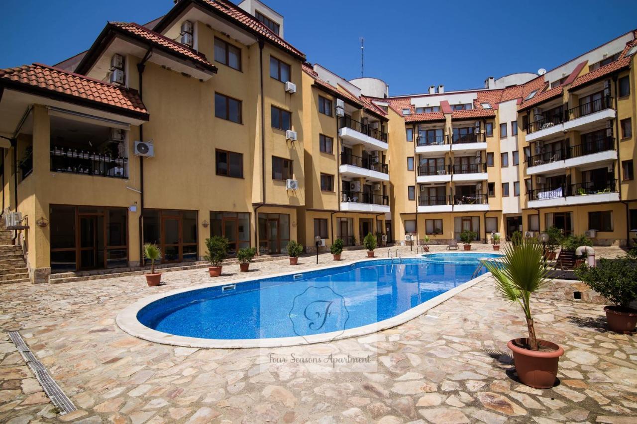 Four Seasons Apartment - Oasis Beach Resort Bliznatsi Exterior foto